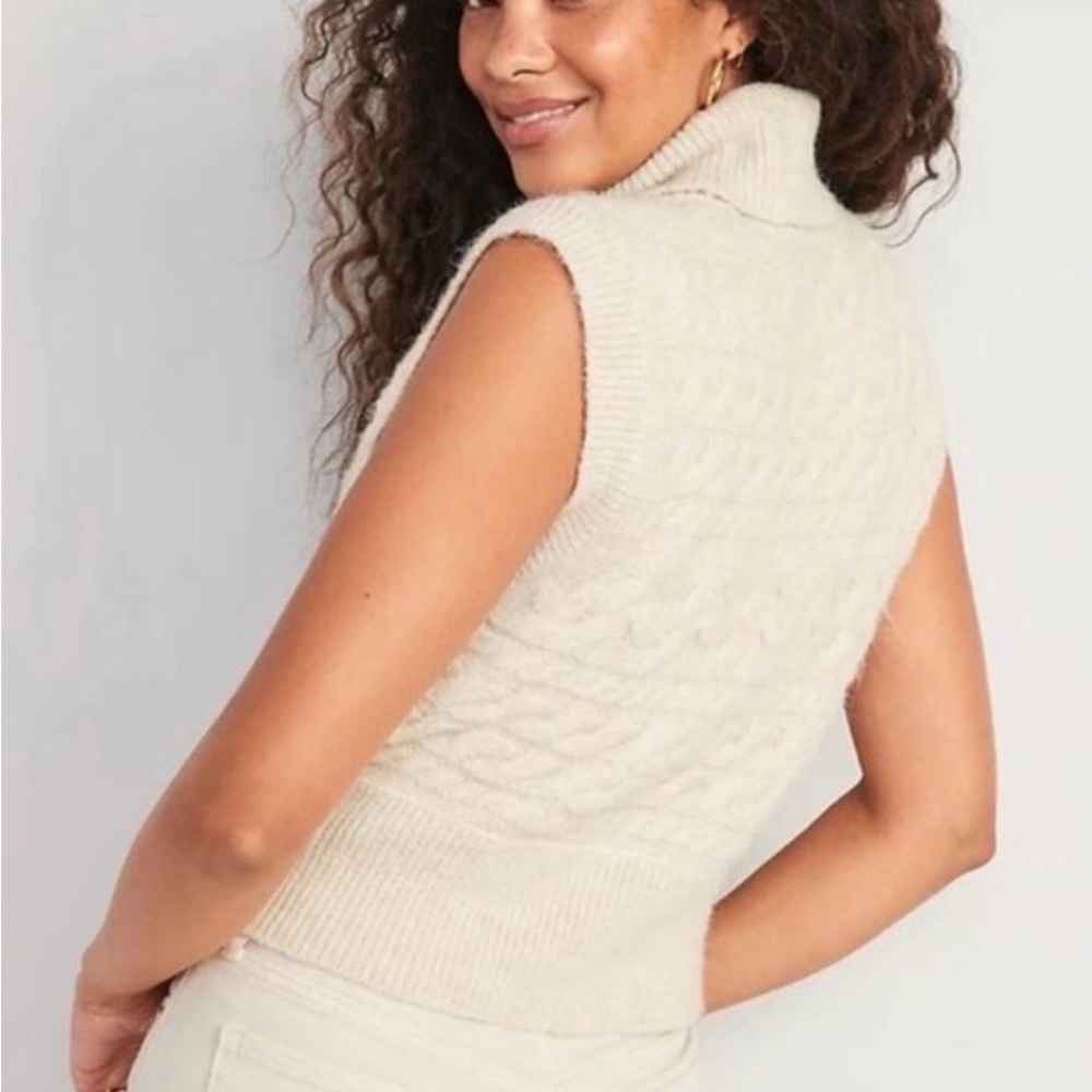 Old Navy Cream Turtleneck Sweater - Picture 2 of 8